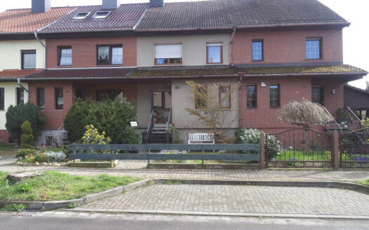 Immodrom, Immobilienmakler Magdeburg - ohne Käuferprovision: Reihenhaus in Magdeburg Hopfengarten