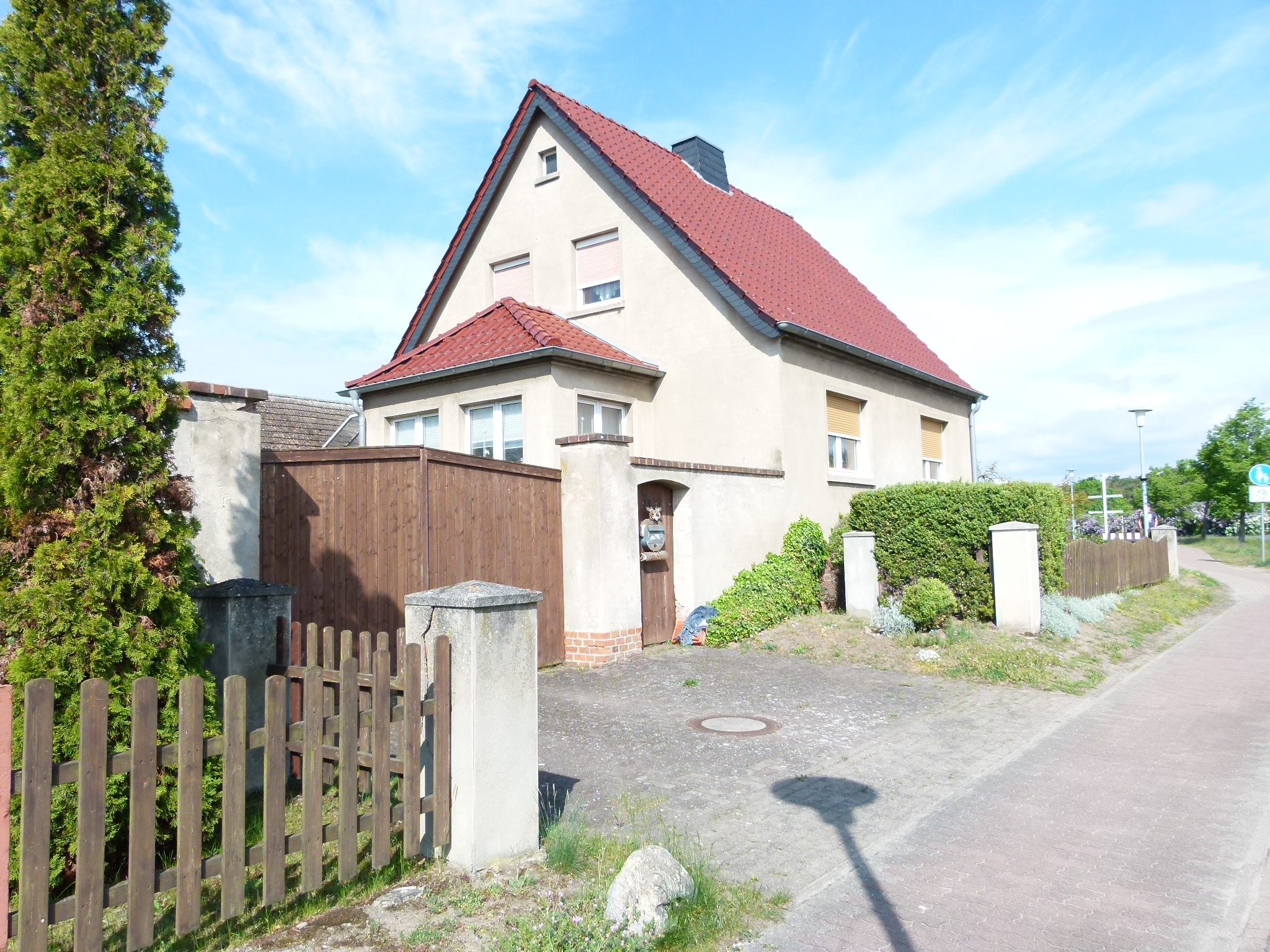 Hausansicht Str. Eckhaus
